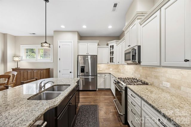 9564 Heritage Farm Avenue NW, Concord, NC 28027
