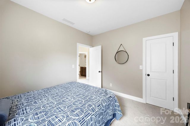 9564 Heritage Farm Avenue NW, Concord, NC 28027
