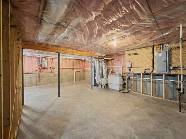 56 Cornelie Road, Methuen, MA 01844