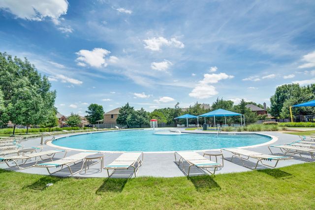 9305 Water Oak Court, Arlington, TX 76002