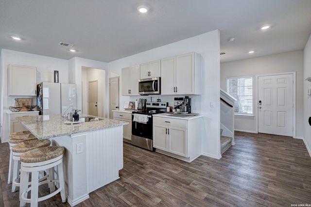 7214 Salado Creek Pkwy, San Antonio, TX 78223