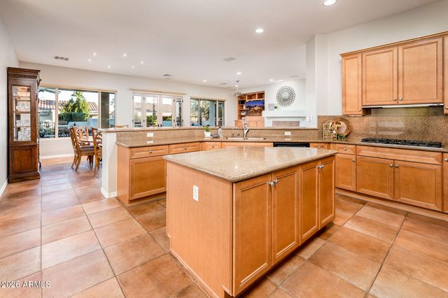 22213 N PEDREGOSA Drive, Sun City West, AZ 85375