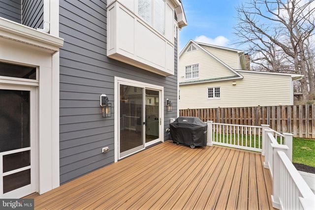 118 OAK ST SW, Vienna, VA 22180