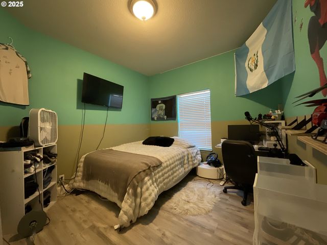 861 Sw LIBERTY BELL Dr, Beaverton, OR 97006