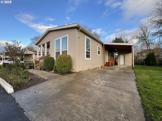 861 Sw LIBERTY BELL Dr, Beaverton, OR 97006