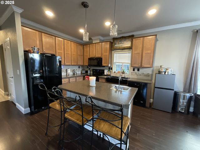 861 Sw LIBERTY BELL Dr, Beaverton, OR 97006