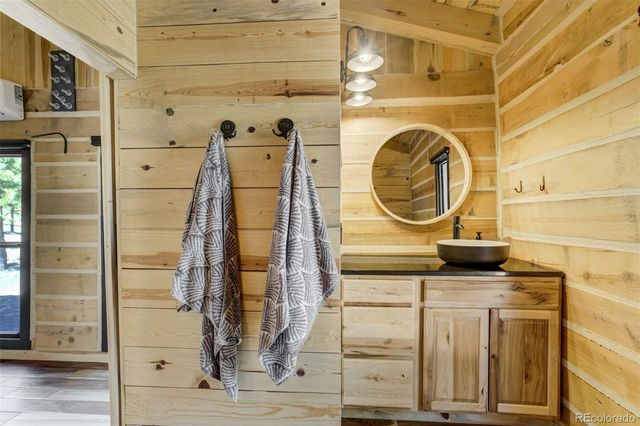 1726 County Road 104, Guffey, CO 80820