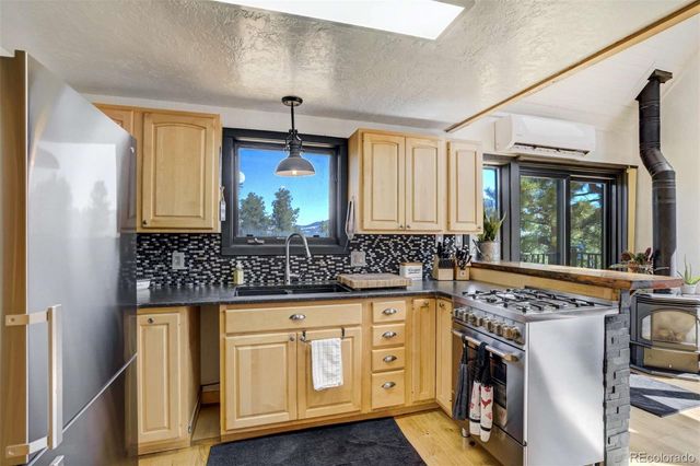 1726 County Road 104, Guffey, CO 80820