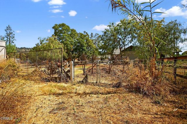 110 E Oak View Avenue, Oak View, CA 93022