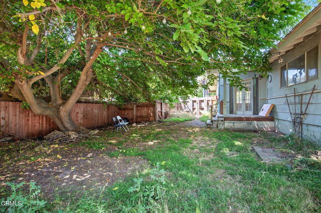 110 E Oak View Avenue, Oak View, CA 93022