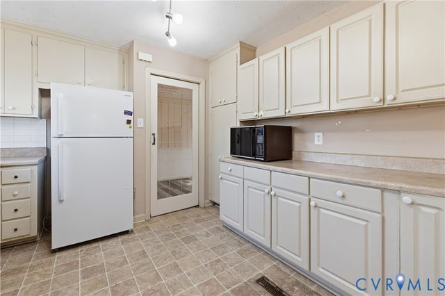 3122 Comet Rd, Henrico, VA 23294