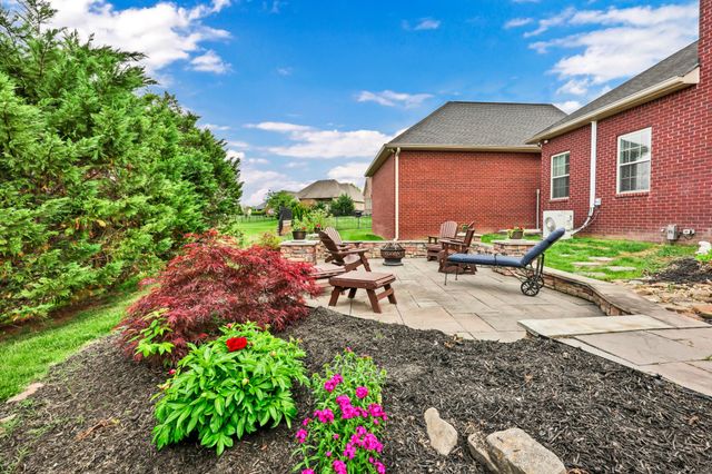 313 Bryson Ln, Clarksville, TN 37043