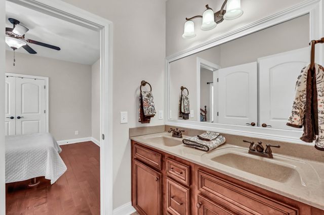 313 Bryson Ln, Clarksville, TN 37043