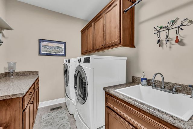 313 Bryson Ln, Clarksville, TN 37043