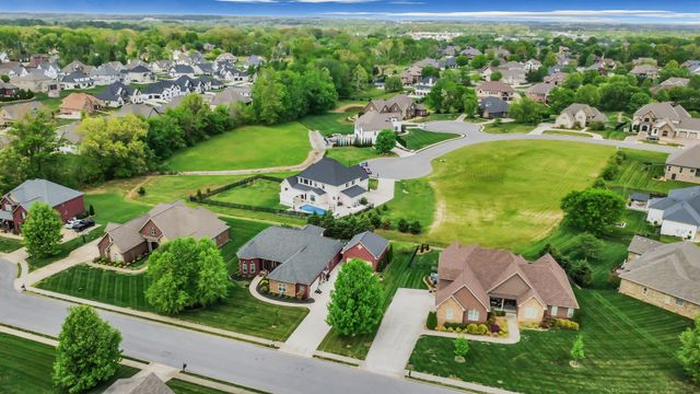 313 Bryson Ln, Clarksville, TN 37043