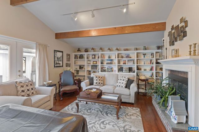 7 DOVER CT, Palmyra, VA 22963