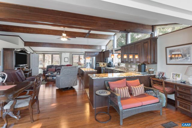 7 DOVER CT, Palmyra, VA 22963