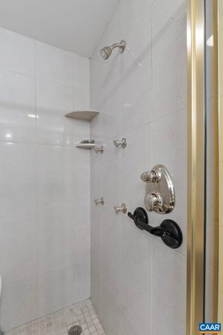 7 DOVER CT, Palmyra, VA 22963