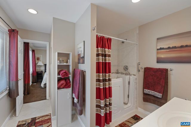 7 DOVER CT, Palmyra, VA 22963