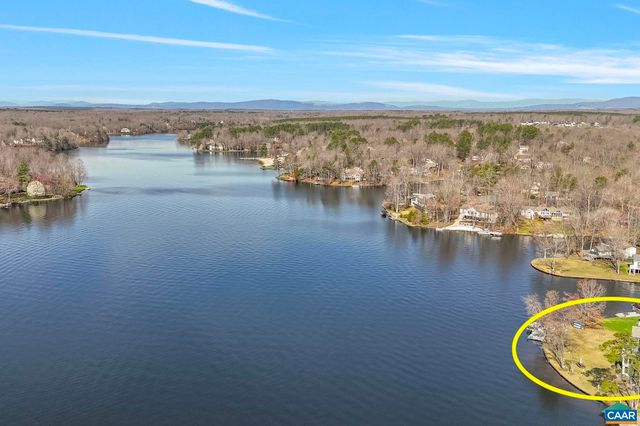 7 DOVER CT, Palmyra, VA 22963