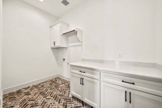761 Burr Oak Lane, Weatherford, TX 76085