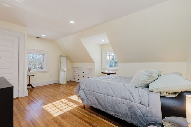 159 Washington St 4, Newton, MA 02458
