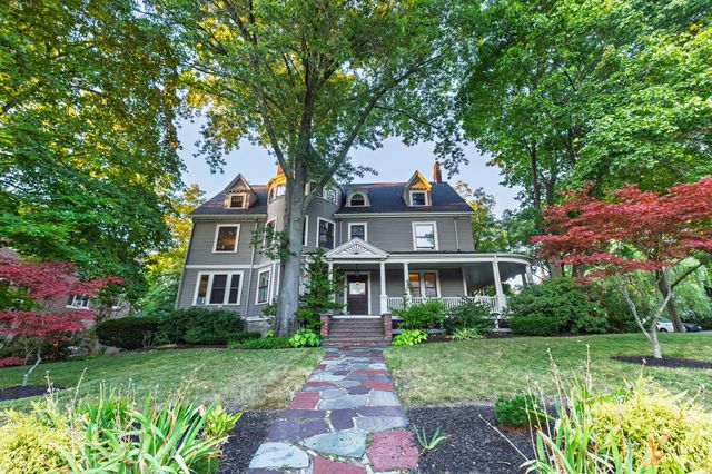 159 Washington St 4, Newton, MA 02458