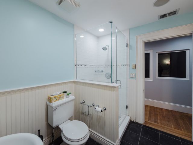 159 Washington St 4, Newton, MA 02458