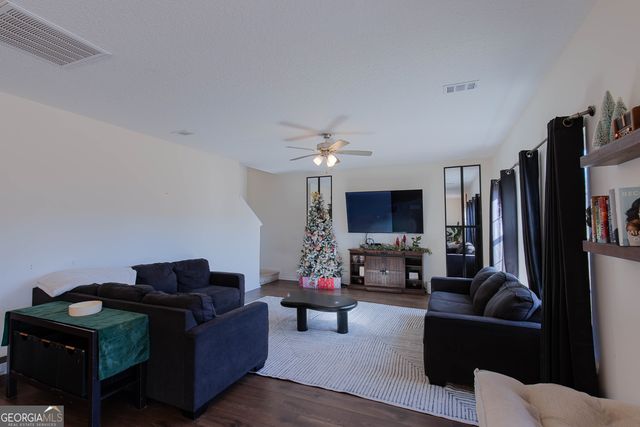 182 Whipporwill Way NE, Ludowici, GA 31316