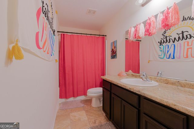 182 Whipporwill Way NE, Ludowici, GA 31316