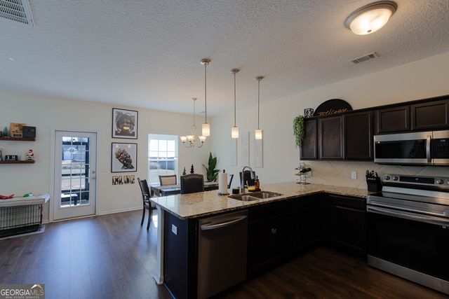 182 Whipporwill Way NE, Ludowici, GA 31316