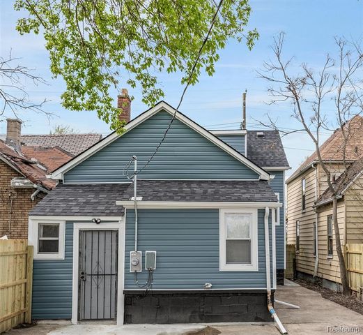 8914 Charlevoix Street, Detroit, MI 48214
