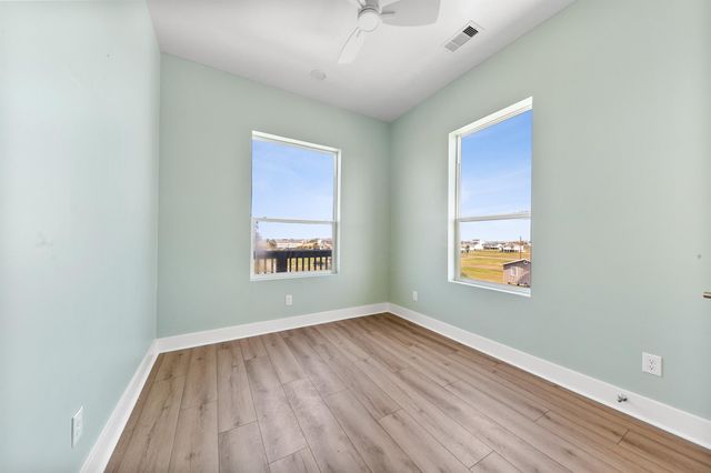 4026 5th Street, Galveston, TX 77554
