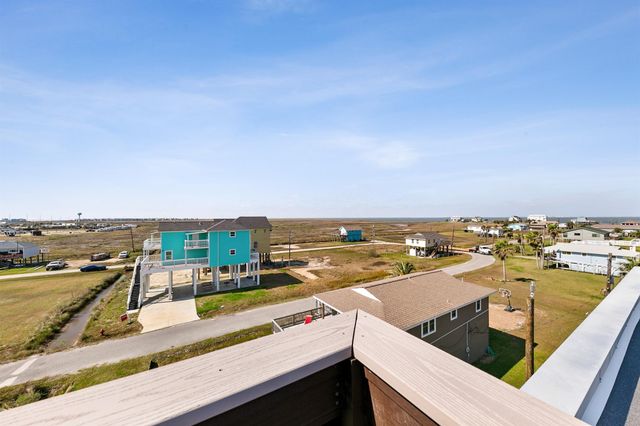 4026 5th Street, Galveston, TX 77554