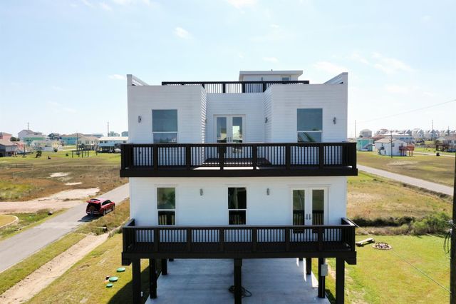 4026 5th Street, Galveston, TX 77554