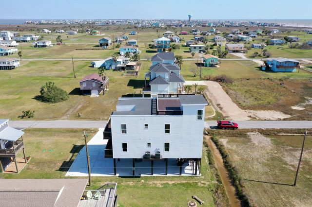 4026 5th Street, Galveston, TX 77554