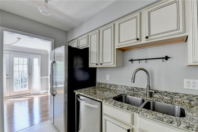 6980 Roswell Road C5, Atlanta, GA 30328