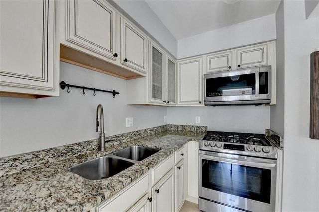 6980 Roswell Road C5, Atlanta, GA 30328