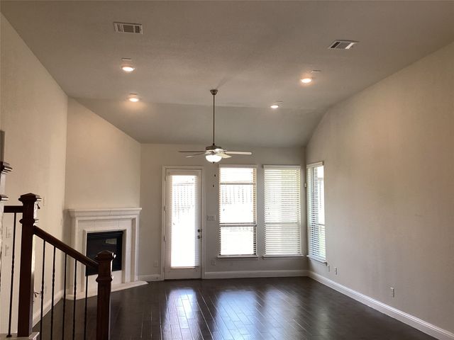 2209 Madison Street, Carrollton, TX 75010