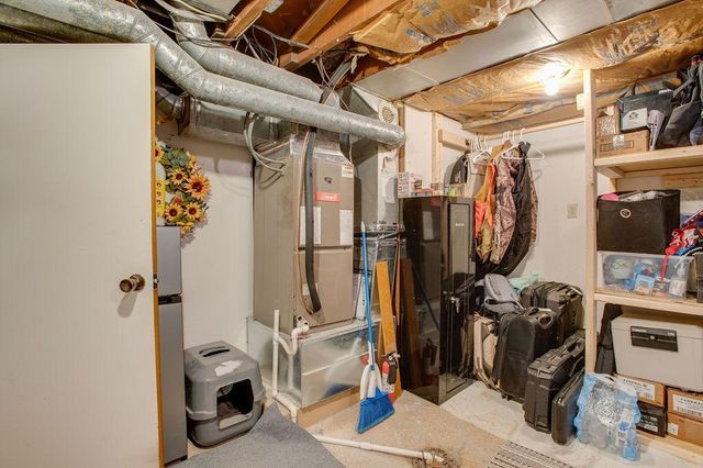 1647 BROADWAY N, Fargo, ND 58102