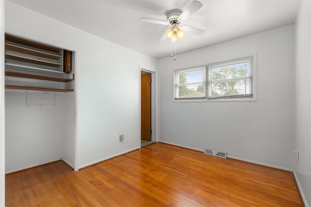 3233 Grange Road, Trenton, MI 48183