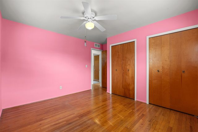 3233 Grange Road, Trenton, MI 48183