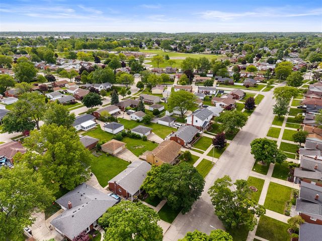 3233 Grange Road, Trenton, MI 48183