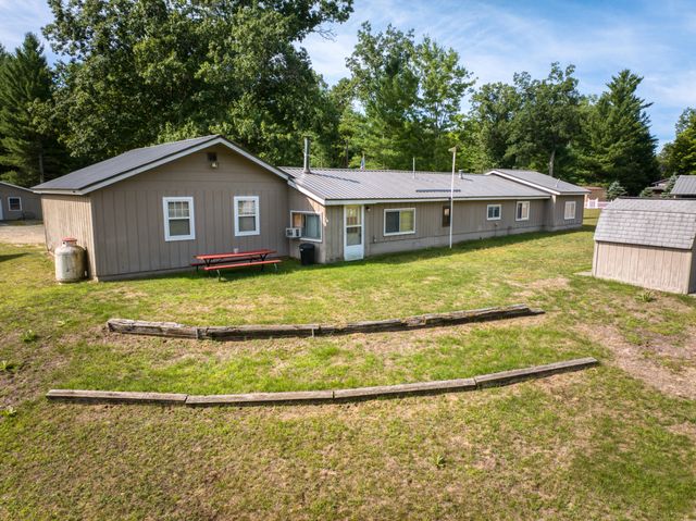 8298 W Hollyhock Avenue, Lake Twp, MI 49304