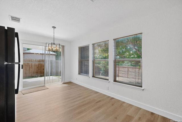 11 STAGER HLS, San Antonio, TX 78238
