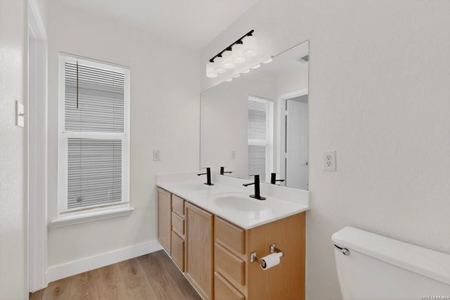 11 STAGER HLS, San Antonio, TX 78238