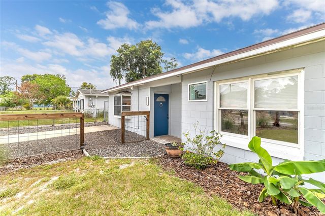 855 PEARL DRIVE, Mount Dora, FL 32757