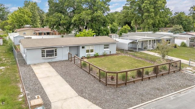 855 PEARL DRIVE, Mount Dora, FL 32757