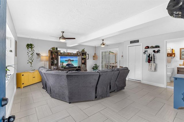855 PEARL DRIVE, Mount Dora, FL 32757