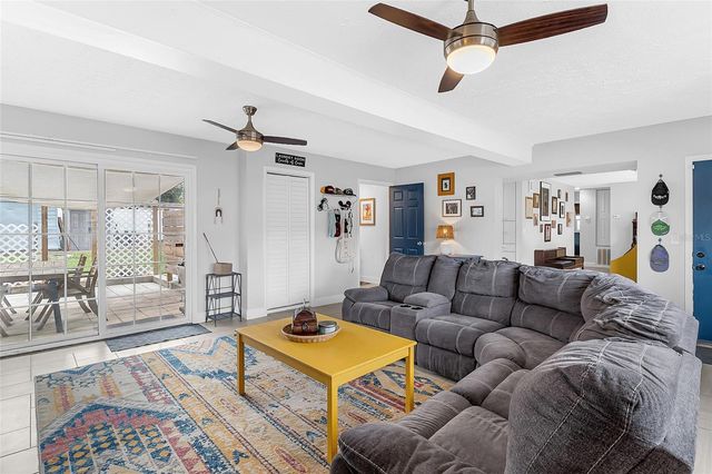 855 PEARL DRIVE, Mount Dora, FL 32757